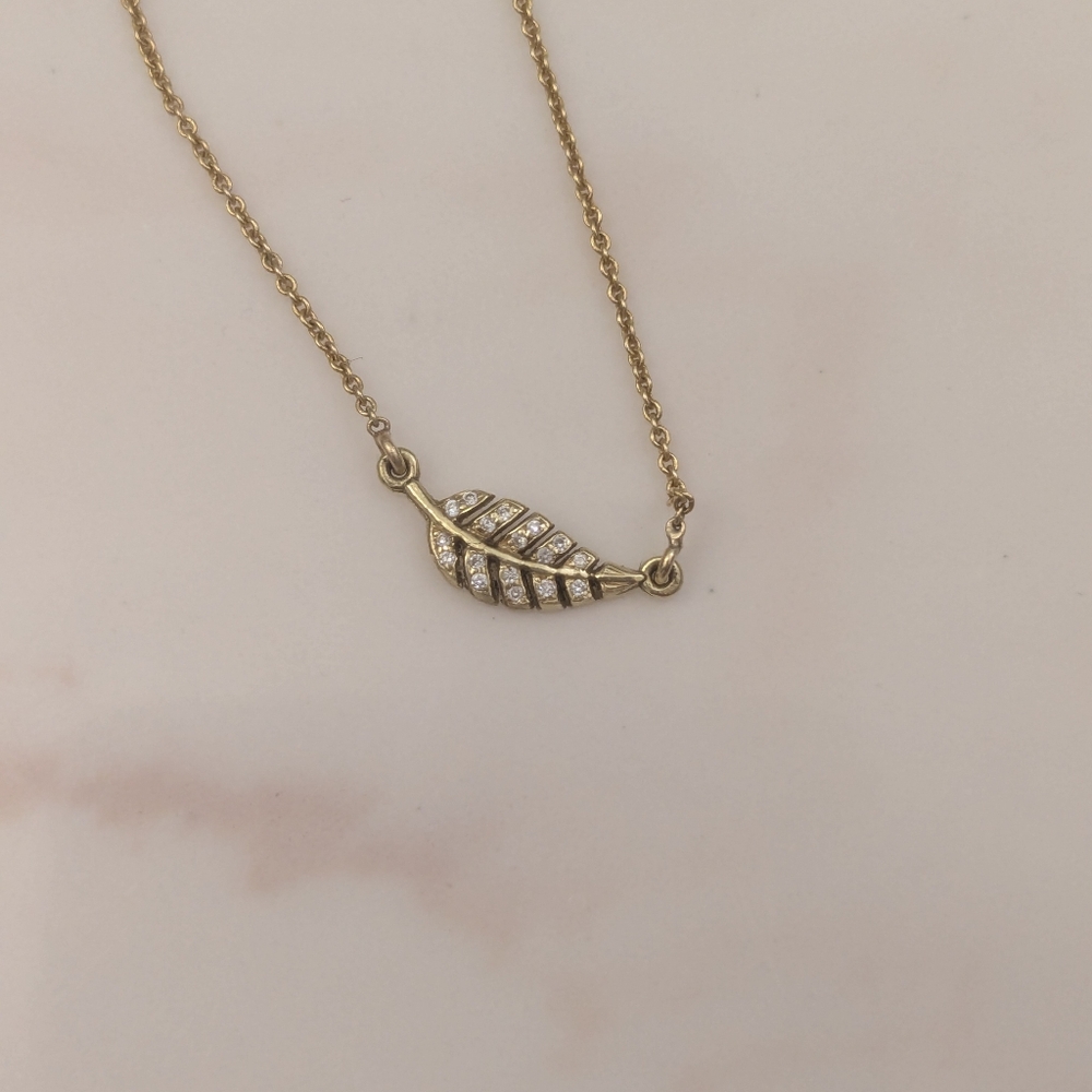 Jennifer Meyer Mini Diamond Leaf Necklace